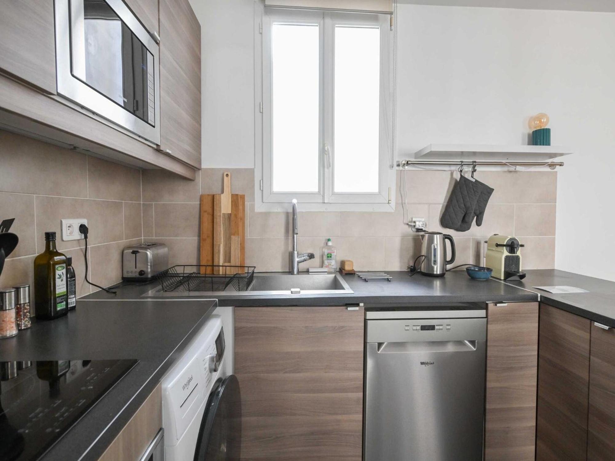 Apartment Modern - 2br-4p- Canal Saint-martin Paris